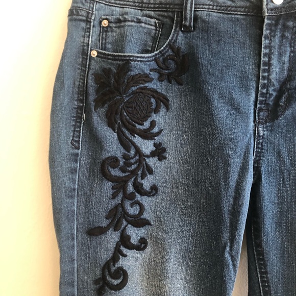 Kensie Jeans Blue Embroidered Skinny Jeans - Picture 3 of 10